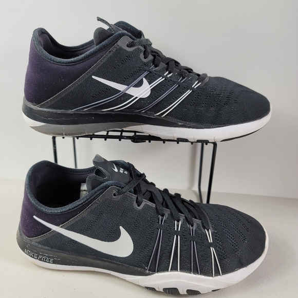 Nike Women's Free TR 6 Black/White/Cool Running - Picture 4 of 9